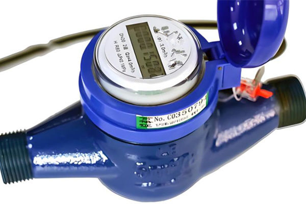 光電直讀遠傳水表安裝簡單嗎？